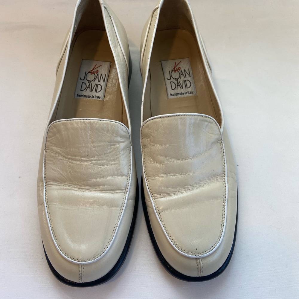 Vintage Joan & David leather loafers